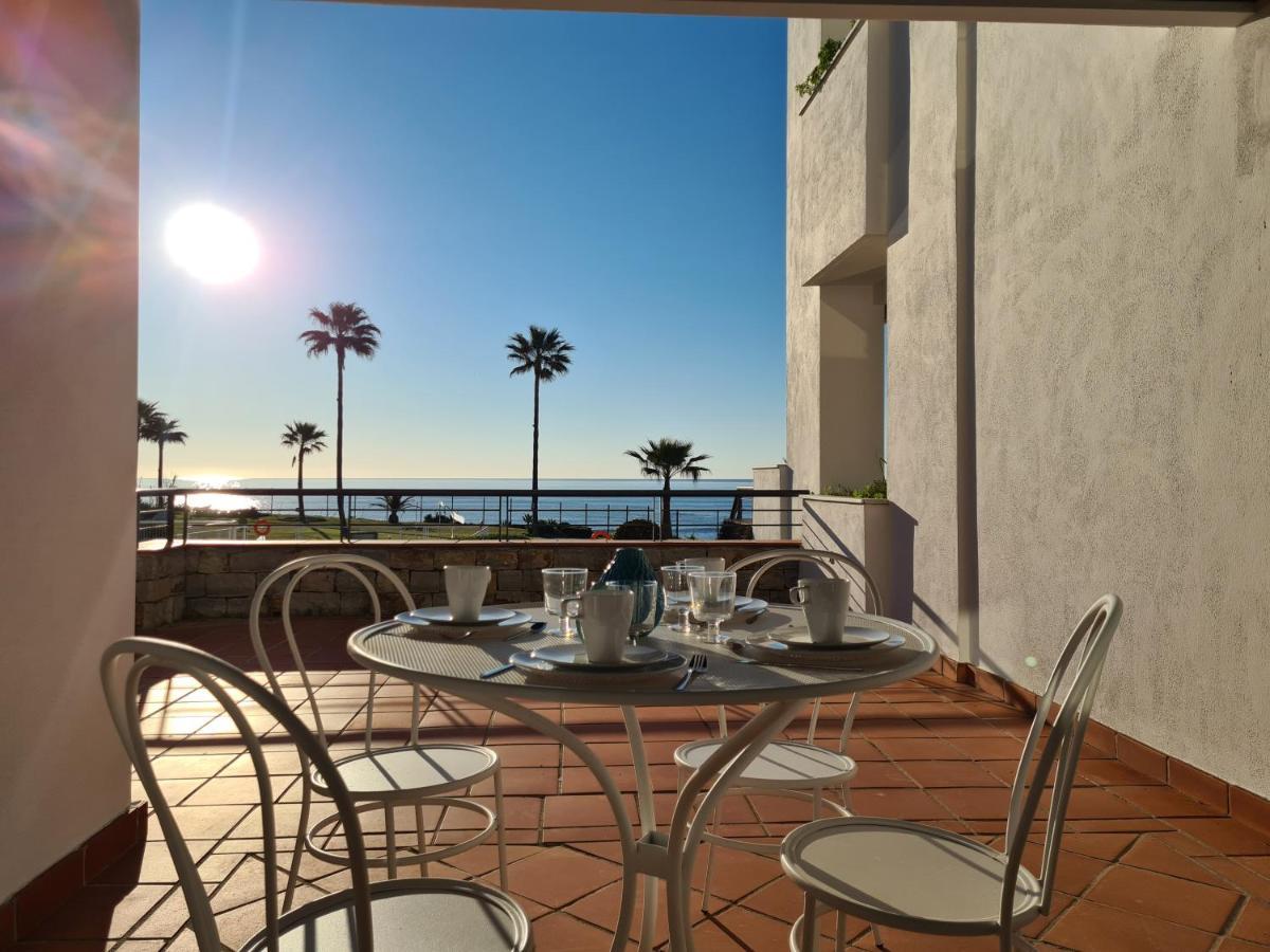 Casas Del Mar Boutique Apartment Casares Exterior photo